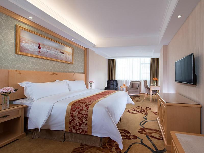 Vienna Hotel Shenzhen Fuyong Village Fenghuangwei Esterno foto