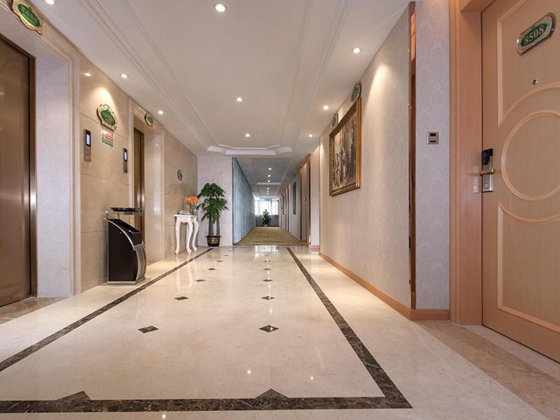 Vienna Hotel Shenzhen Fuyong Village Fenghuangwei Esterno foto